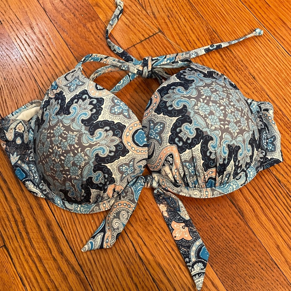 Push-up Bikini top